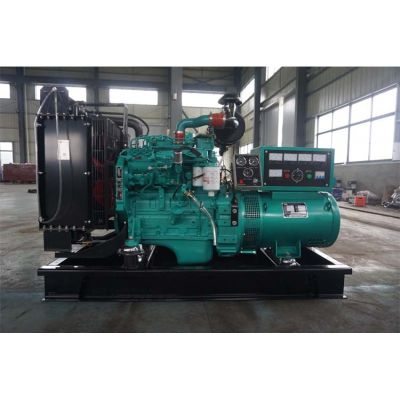 30kw東風(fēng)康明斯柴油發(fā)電機組-東風(fēng)康明斯4缸柴油機4BT3.9-G1柴油發(fā)電機組,缸徑/行程：102/120mm,柴油發(fā)電機組水冷發(fā)動機功率36KW,柴油發(fā)電機組配套馬拉松斯坦福發(fā)電機。廠價直銷歡迎選購：13773399855。